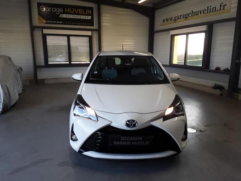 Toyota Yaris 1.5 100 Cv France Business Hybride