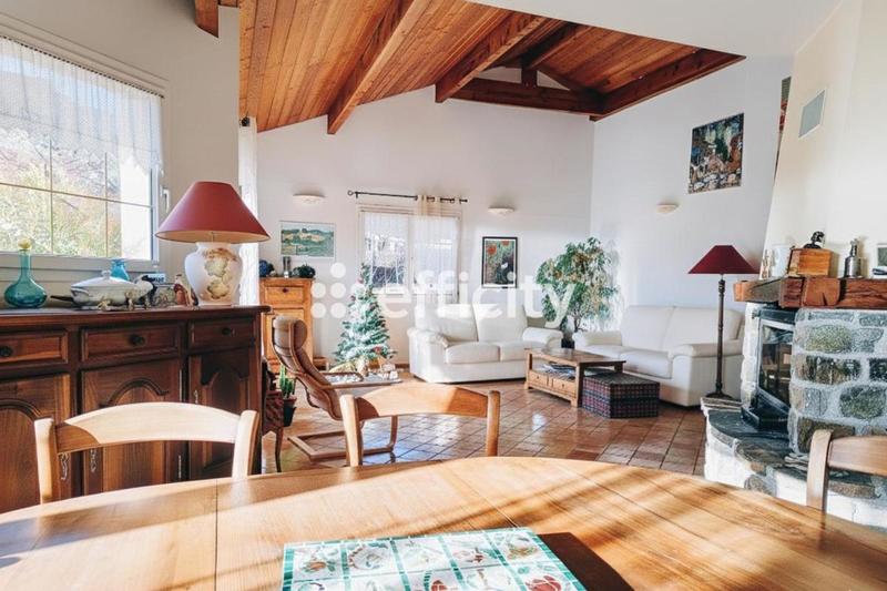 Ferme - 230 m² - 9 pièces