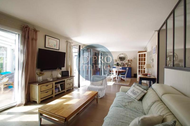 Maison - 161 m² - 6 pièces