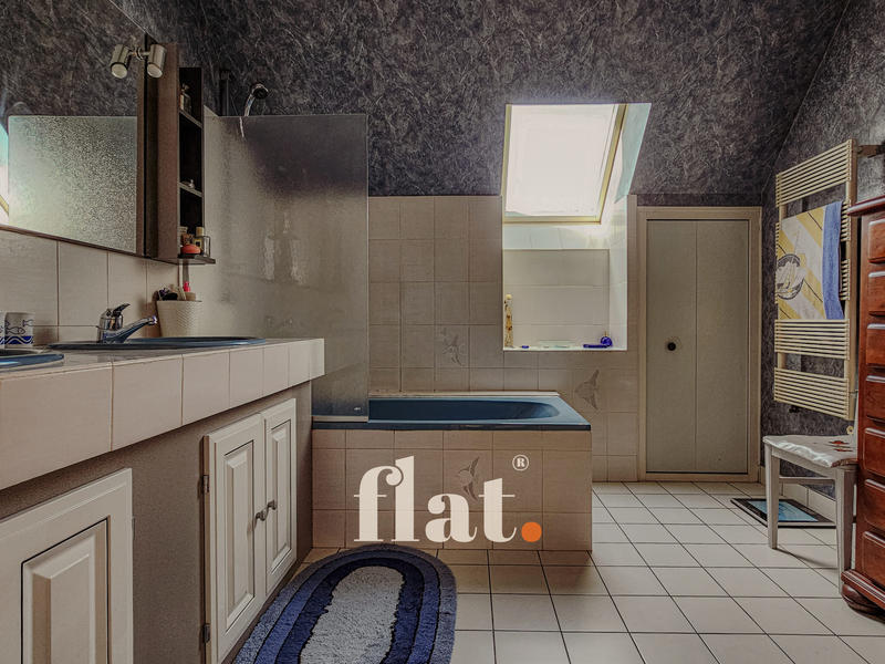 Maison - 130 m² - 5 pièces