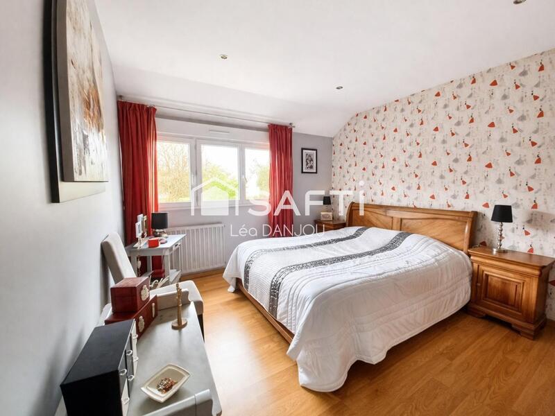 Maison - 123 m² - 6 pièces