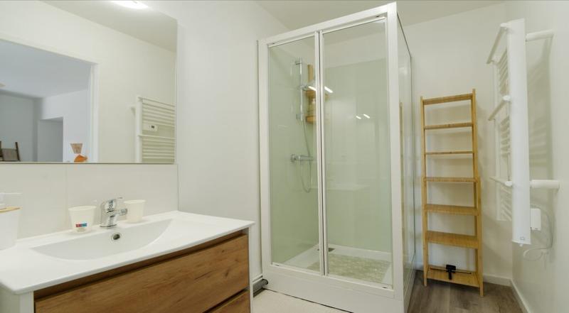 Propriété - 208 m² - 9 pièces