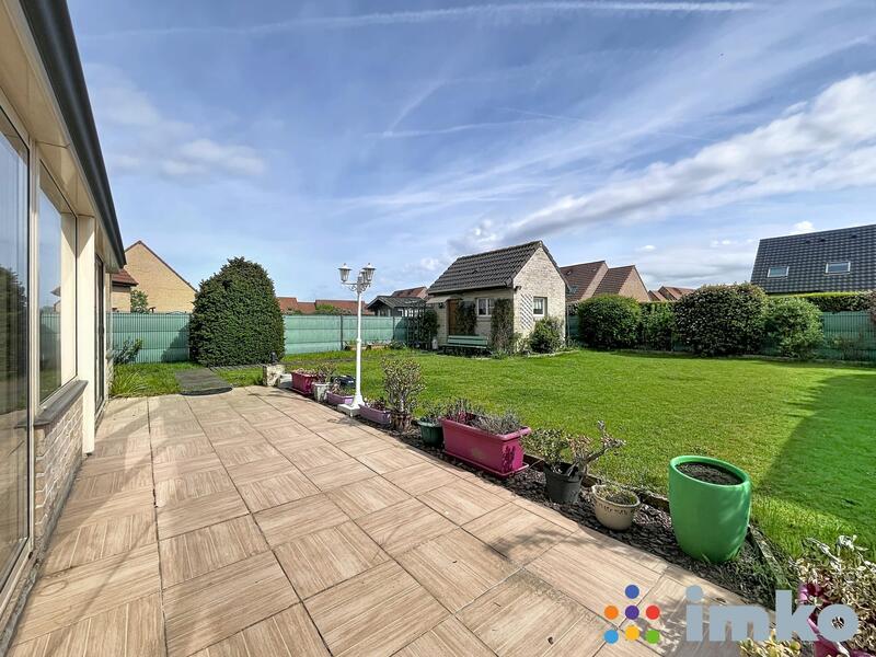 Maison - 98 m² - 4 pièces