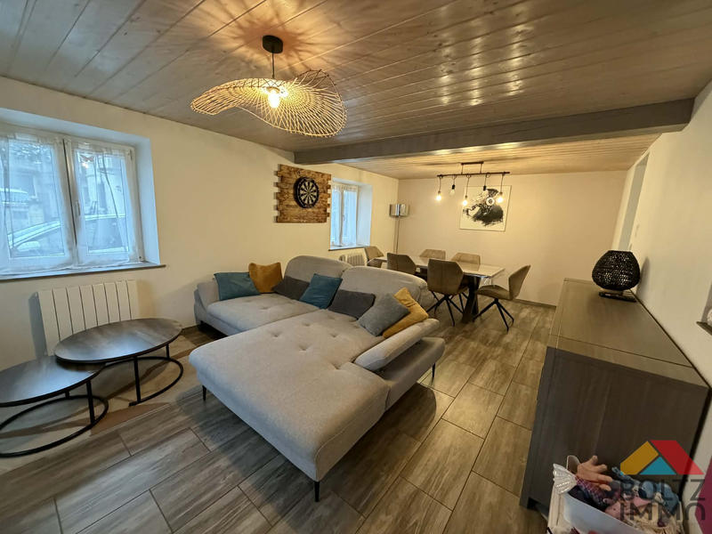 Maison - 111 m² - 4 pièces