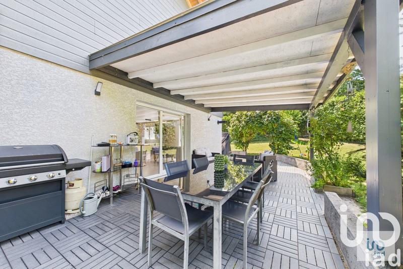 Maison - 155 m² - 7 pièces