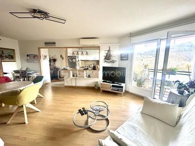 Appartement - 74 m² - 3 pièces