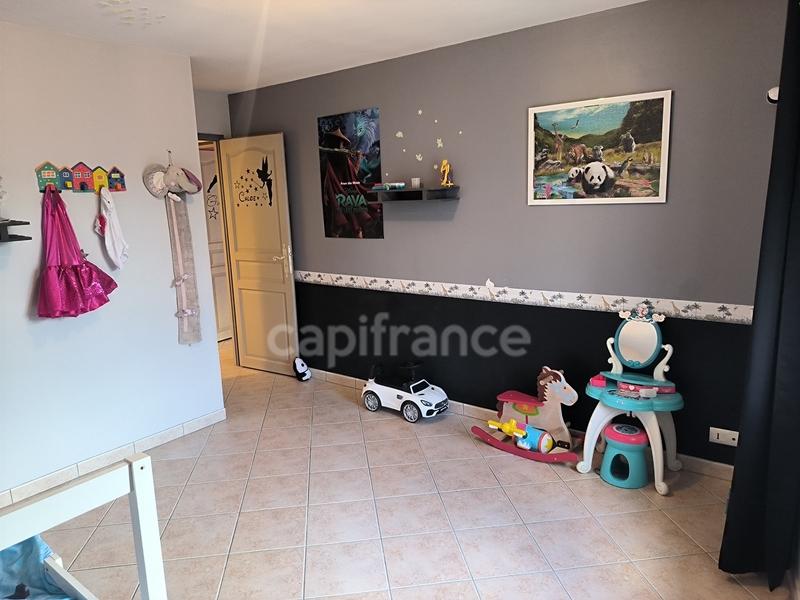 Maison - 142 m² - 4 pièces