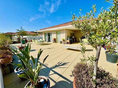 Appartement - 91 m² - 4 pièces