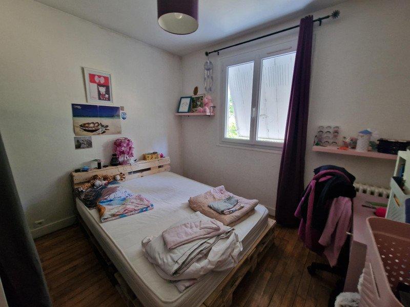 Maison - 95 m² - 5 pièces