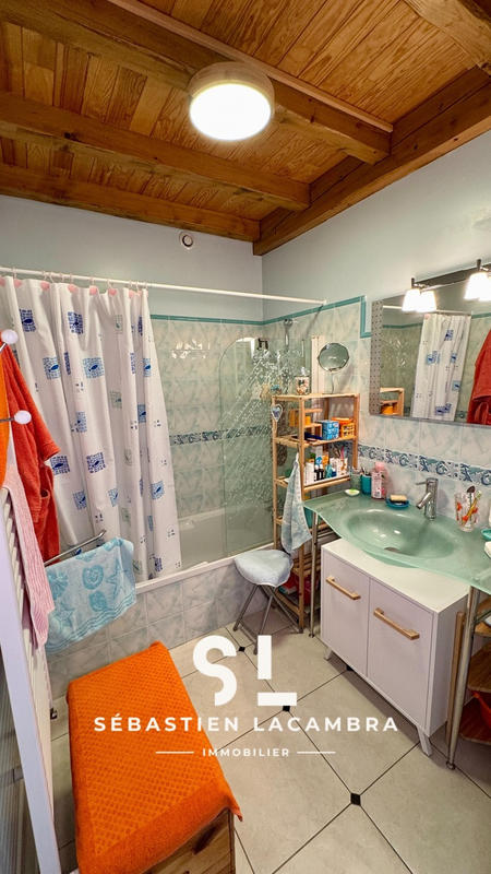 Maison de village - 178 m² - 8 pièces