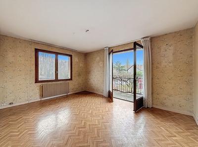 Villa - 101 m² - 4 pièces