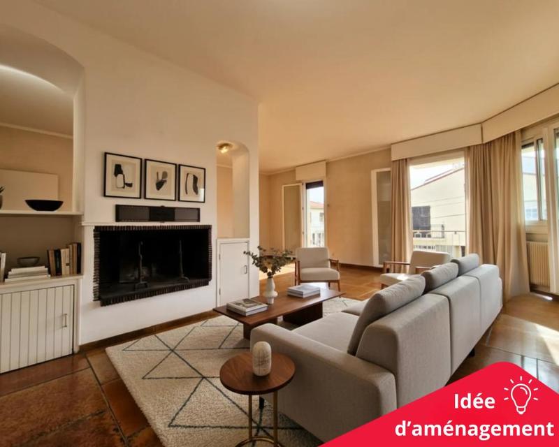 Maison - 270 m² - 11 pièces