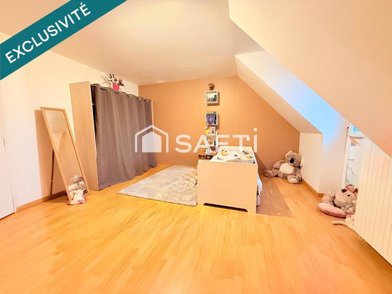 Maison - 205 m² - 8 pièces