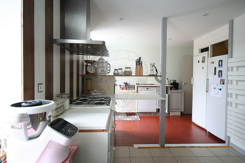 Maison - 280 m² - 8 pièces