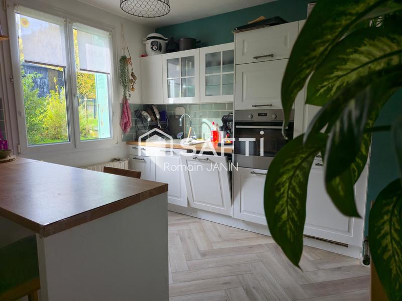 Maison - 100 m² - 5 pièces