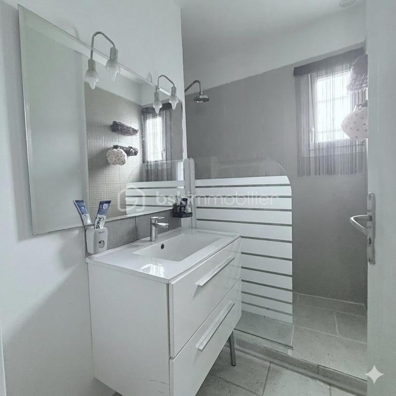 Maison - 170 m² - 7 pièces