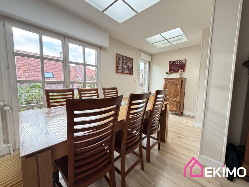 Maison - 170 m² - 8 pièces