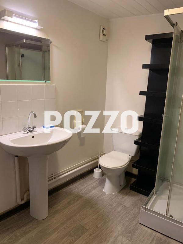 Immeuble - 150 m² - 8 pièces