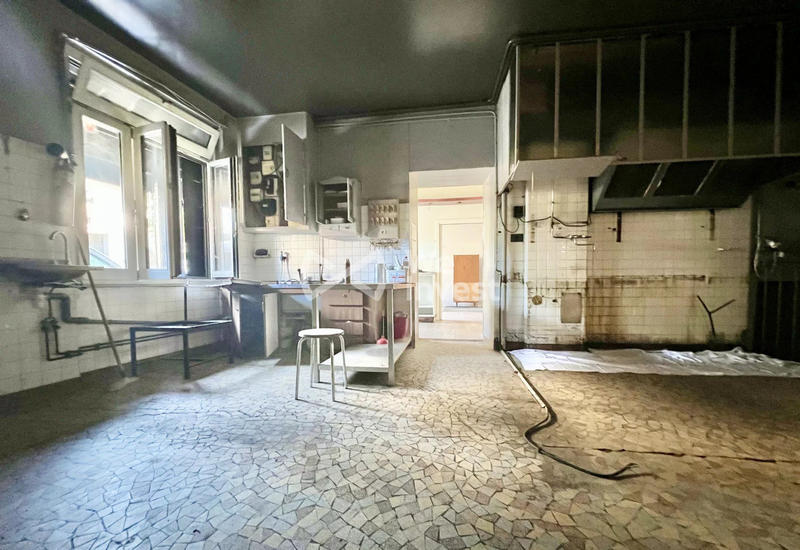 Immeuble - 884 m² - 20 pièces