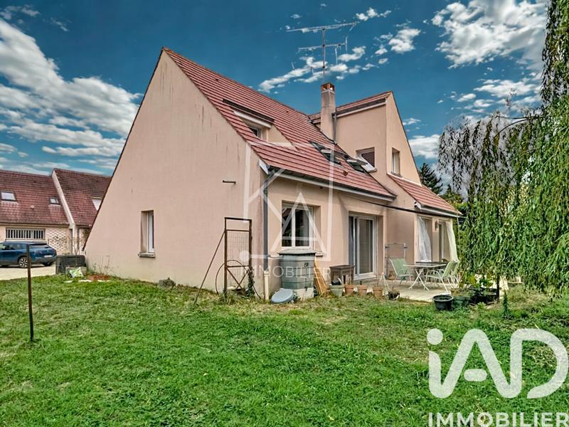 Maison - 139 m² - 6 pièces