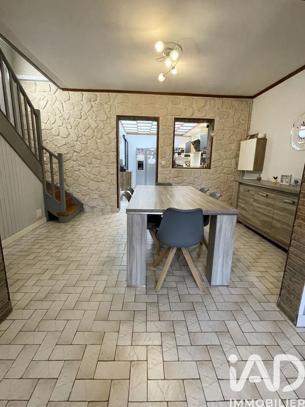 Maison - 84 m² - 4 pièces