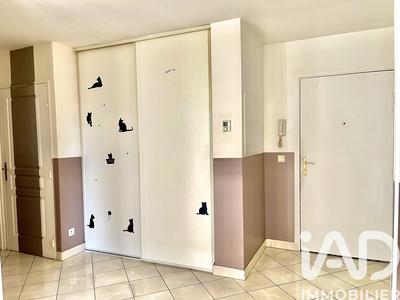 Appartement - 81 m² - 4 pièces