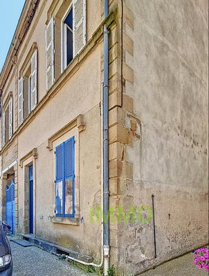 Maison - 236 m² - 10 pièces