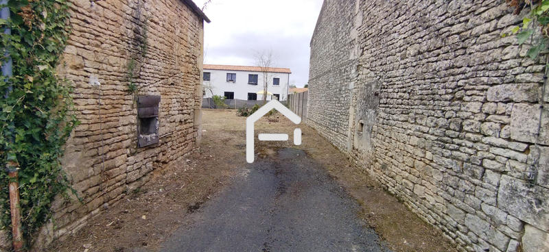 Immeuble - 1 025 m² - 17 pièces