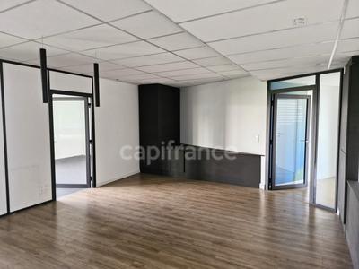 Bureau - 167 m² - 3 pièces