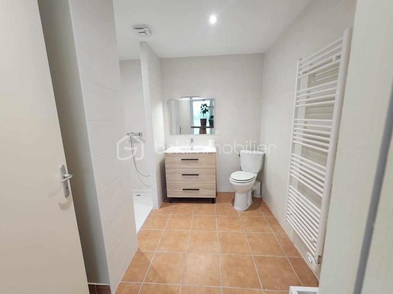 Maison traditionnelle - 308 m² - 10 pièces