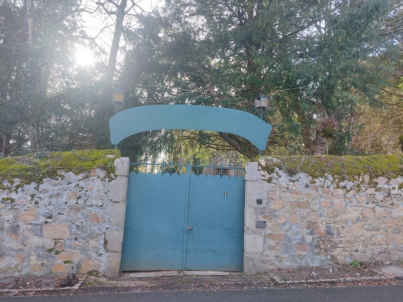 Propriété - 350 m² - 12 pièces