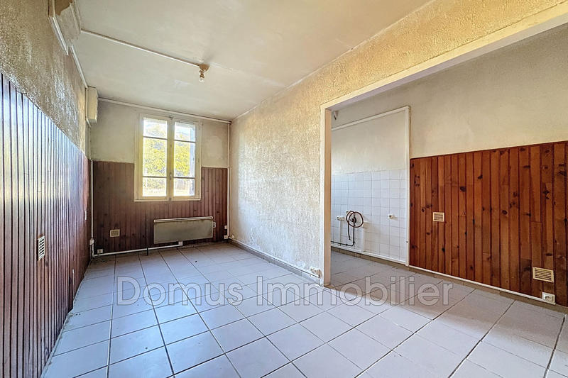 Maison - 323 m² - 16 pièces