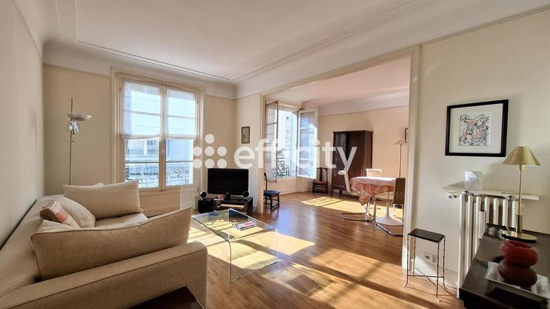 Appartement - 77 m² - 4 pièces