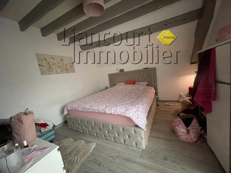 Maison - 96 m² - 5 pièces