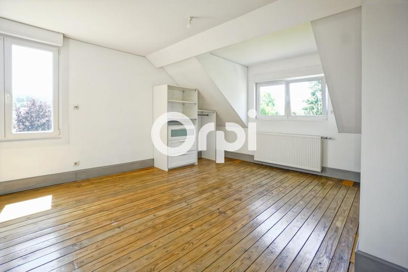 Maison - 318 m² - 7 pièces
