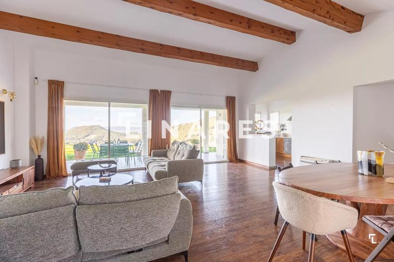 Maison - 168 m² - 5 pièces