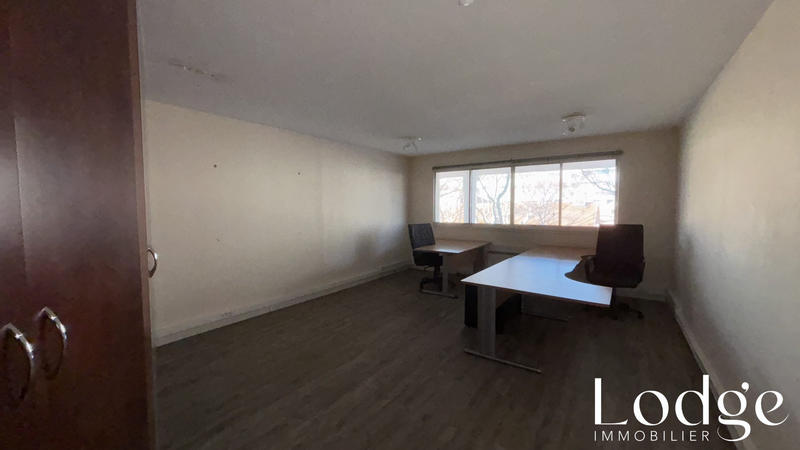 Bureau - 140 m²