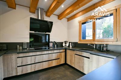 Maison - 195 m² - 6 pièces