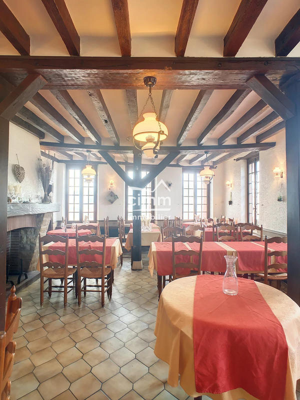 Immeuble - 1 166 m²