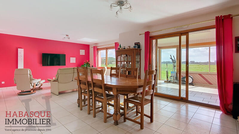 Maison - 175 m² - 8 pièces