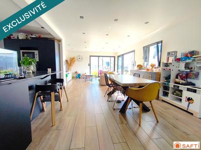 Maison - 95 m² - 4 pièces