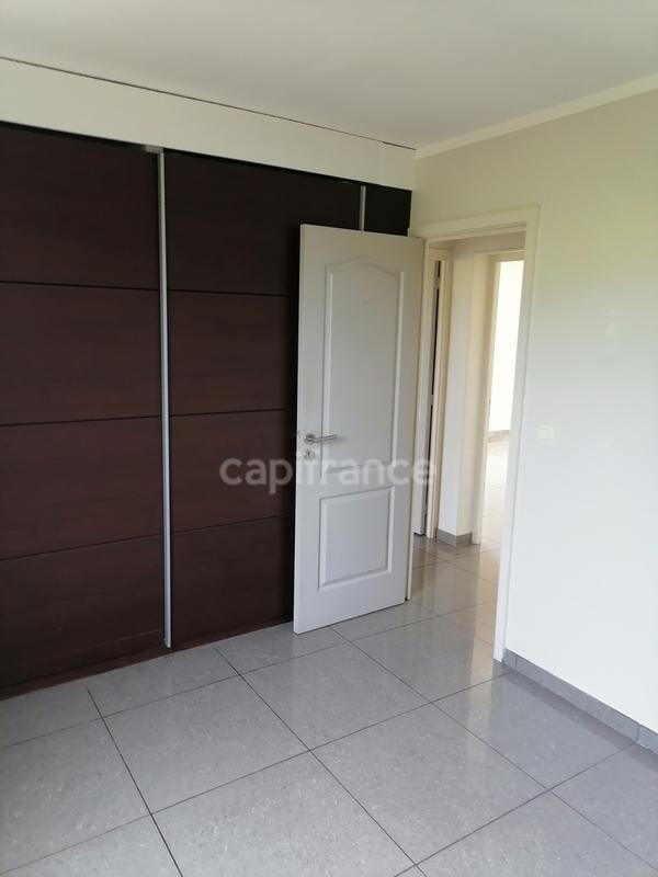 Appartement - 75 m² - 4 pièces