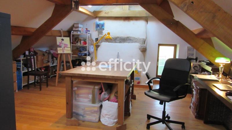 Maison - 290 m² - 11 pièces