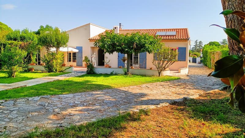 Villa - 180 m² - 6 pièces