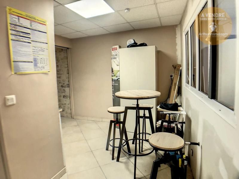 Immeuble - 135 m² - 2 pièces