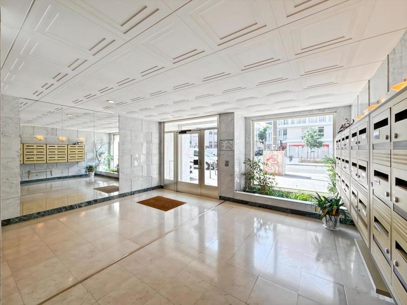 Appartement - 66 m² - 2 pièces