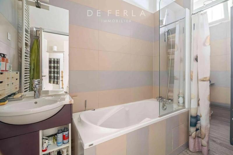 Maison - 172 m² - 4 pièces