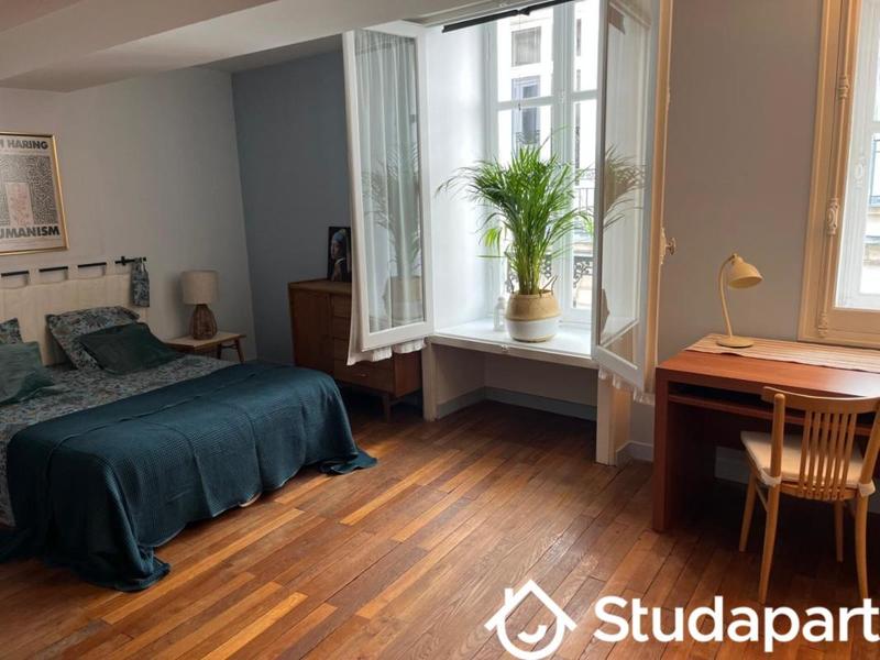 Chambre - 9 m² - 1 pièce