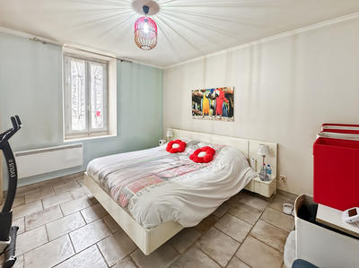 Maison - 101 m² - 6 pièces