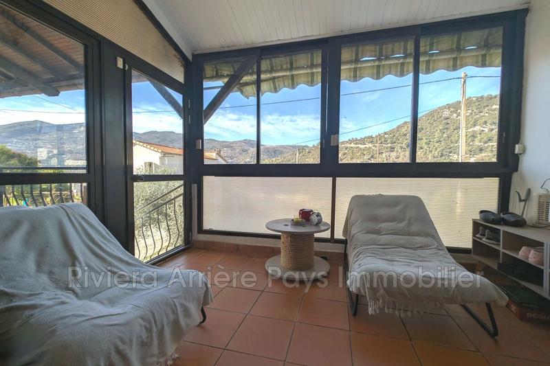 Maison - 198 m² - 8 pièces